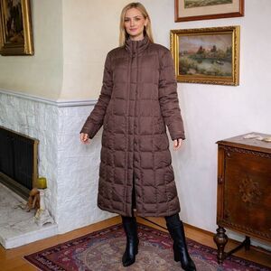 Wind River Down Puffer Coat Aubergine Purple